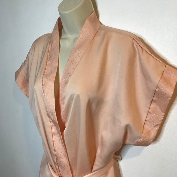 Vintage 70's Bathrobe Satin Silky Supri Drink Mix OS One Size Light Pink Kimono - Picture 2 of 8